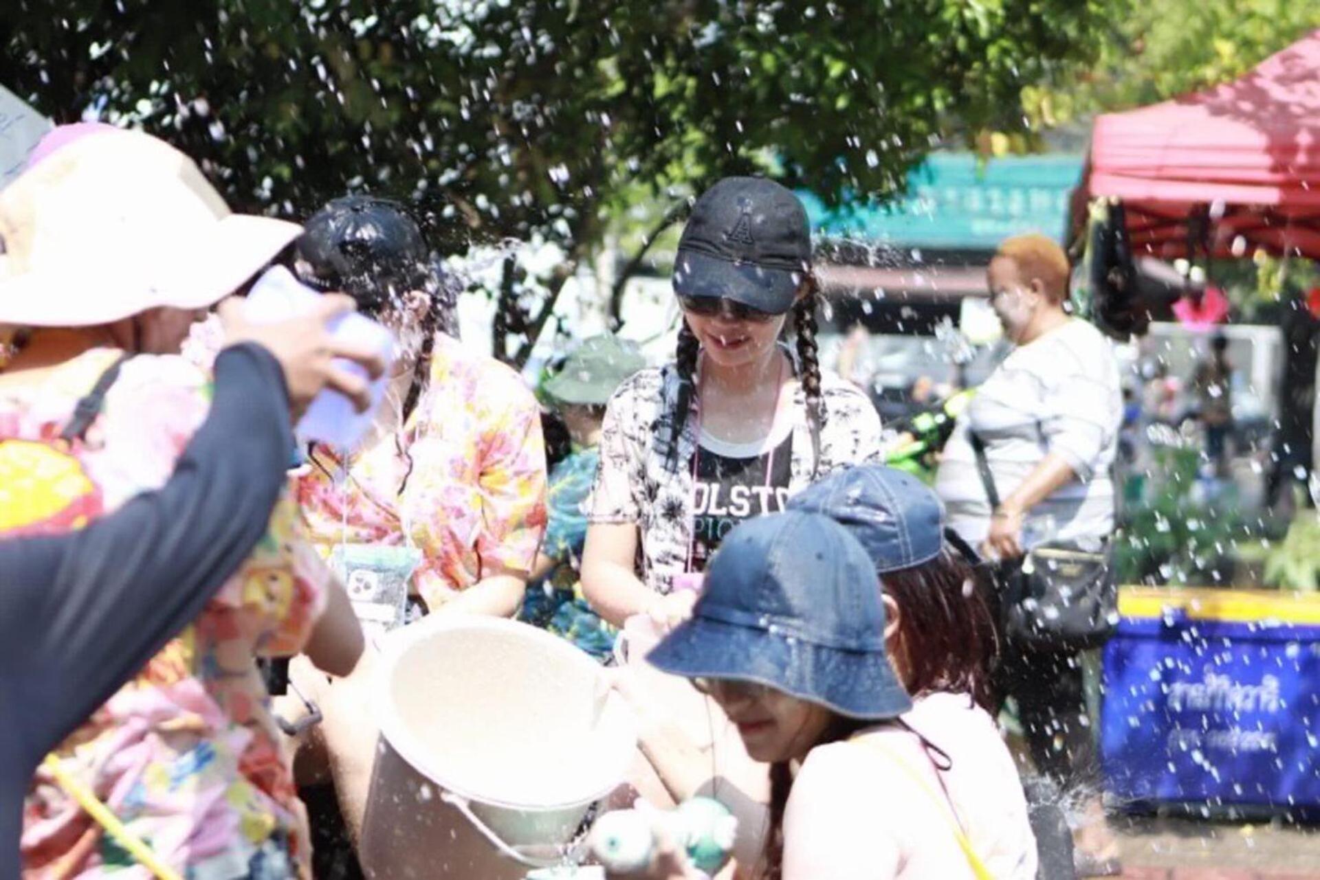 W2 Hostel Chiang Mai Zewnętrze zdjęcie